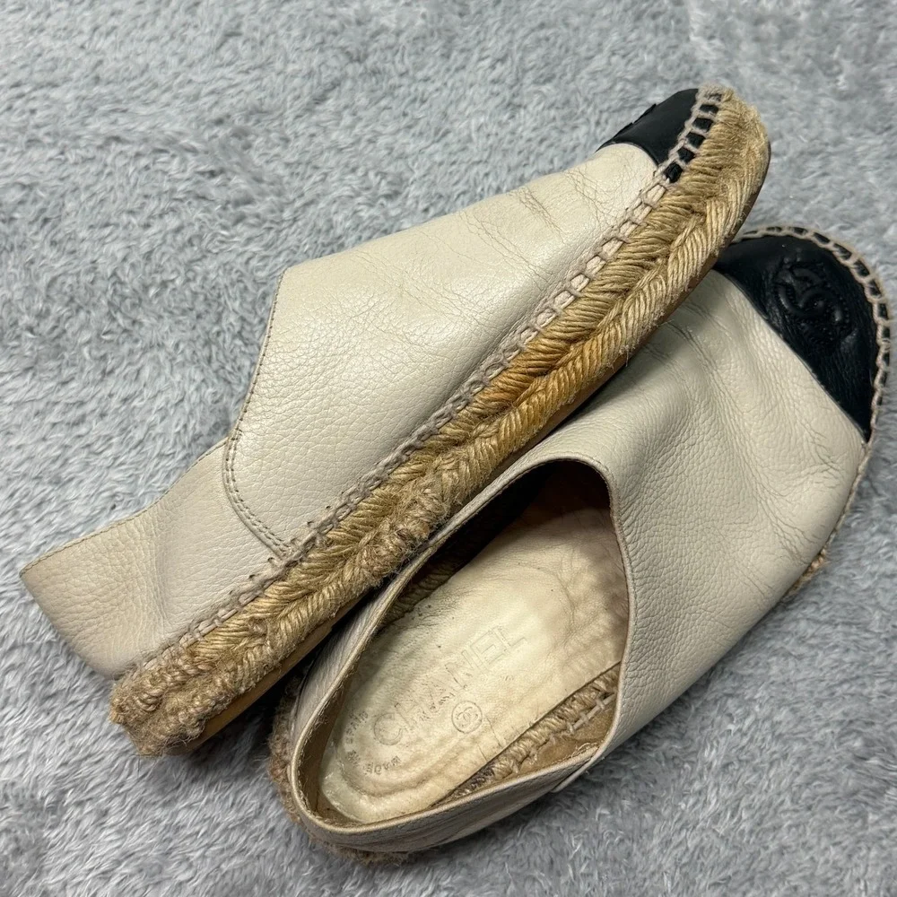 CHANEL good used